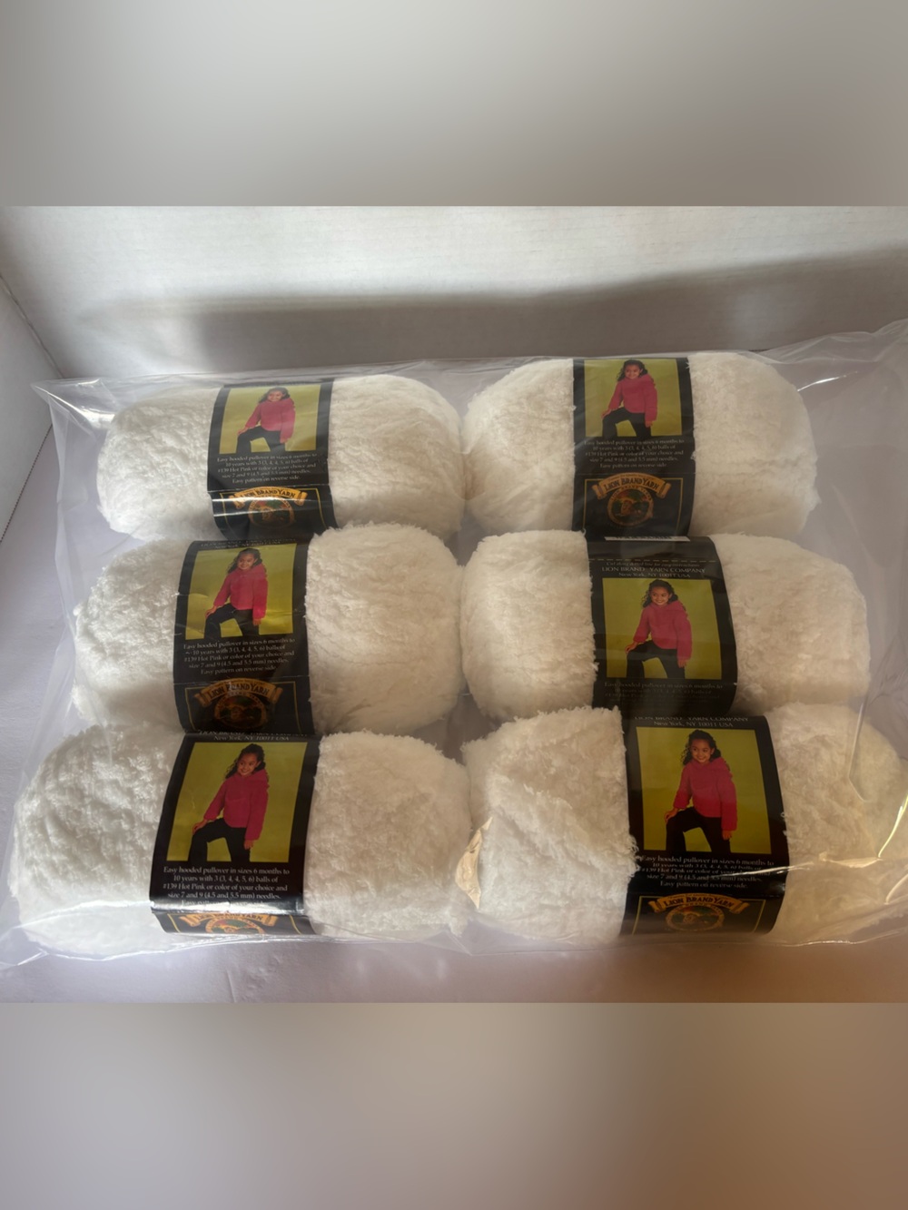 Lion Brand PolarSpun Snow White Yarn Lot of 6 Discontinued Dye Lot 2615